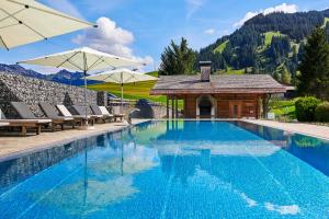 Sundlaugin á Hotel Hohenfels eða í nágrenninu