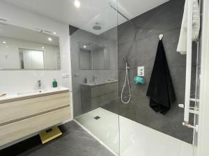 Kúpeľňa v ubytovaní Amplio y moderno piso de 4 habitaciones y terraza