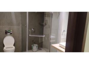 Ванная комната в Aarju Luxurious Stay Calangute