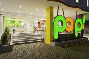 Majutusasutuses POP! Hotel Malioboro - Yogyakarta olev sertifikaat, autasu, silt või muu dokument