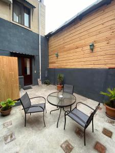 Patio nebo venkovní prostory v ubytování Terrace House Near Opera