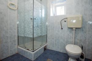 Koupelna v ubytování Rooms Emilija