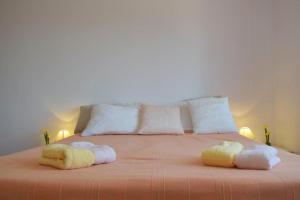Una cama o camas en una habitación de Apartment Ivy