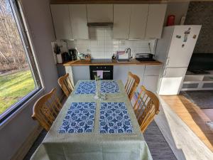 Kuchyň nebo kuchyňský kout v ubytování Dyreborg Boutique Guesthouse