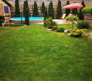 Bassein majutusasutuses Apartment Relić või selle lähedal