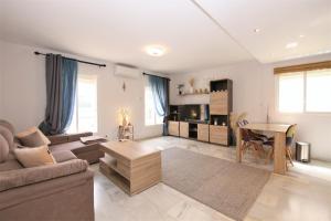 Et opholdsområde på Estepona Centre Apartment PUCCINI