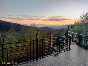 Gallery image of Nature's Abode in Mukteswar