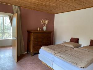 Postel nebo postele na pokoji v ubytování Hollys Bed & Breakfast