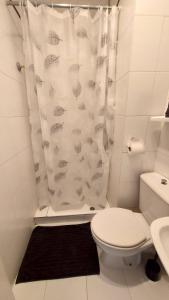 Kúpeľňa v ubytovaní Piso Miraflores