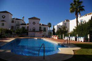 Bazén v ubytování Fairway Apartman Mijas Golf 1 - Golondrinas nebo v jeho okolí