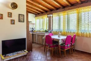 Μια τηλεόραση ή/και κέντρο ψυχαγωγίας στο Casina del Glicine