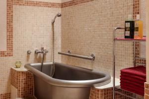 Kúpeľňa v ubytovaní Humboldt Park Hotel & Spa