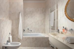 Kúpeľňa v ubytovaní Humboldt Park Hotel & Spa