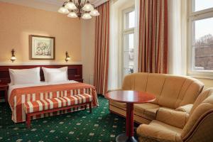 Posteľ alebo postele v izbe v ubytovaní Humboldt Park Hotel & Spa