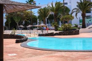 Zdjęcie z galerii obiektu vivienda Vacacional AUDREY en playa roca w Costa Teguise