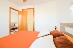 Posteľ alebo postele v izbe v ubytovaní Schöne Wohnung mit Pool , Wi-Fi und privat Garage