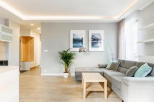 Fotografia z galérie ubytovania Apartament Jana Kazimierza 47 - 2 sypialnie, 70m2, Balkon, Parking, WI-FI vo Varšave
