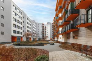Fotografia z galérie ubytovania Apartament Jana Kazimierza 47 - 2 sypialnie, 70m2, Balkon, Parking, WI-FI vo Varšave