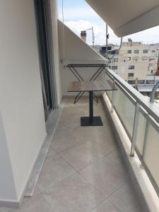 A balcony or terrace at Tiny studio 2 min walking distance from the port