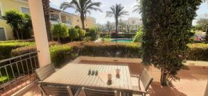 Swimmingpoolen hos eller tæt på Apartamento Buganvilia