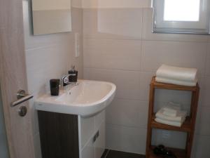 Koupelna v ubytování Holiday Home Weingut Mertes + 17 fotografií