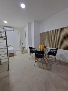 Posteľ alebo postele v izbe v ubytovaní Moderno apartamento 2 junto a Calle Mármoles + 9 fotografií