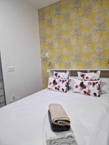 Posteľ alebo postele v izbe v ubytovaní Moderno apartamento 2 junto a Calle Mármoles