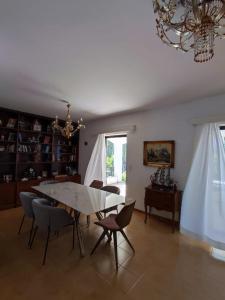 Zdjęcie z galerii obiektu Villa Farran 1 w mieście Loukísia