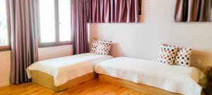 Postel nebo postele na pokoji v ubytování Vice Versa Elegant Apartment 3