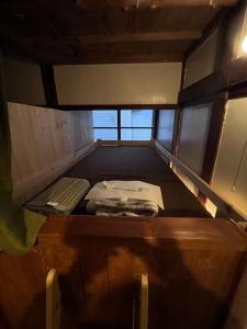 Habitación pequeña con 1 cama en un barco en fumoku - Vacation STAY 12988v en Chino