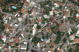 The surrounding neighborhood or a neighborhood close to A villát