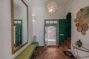 Postel nebo postele na pokoji v ubytování Riad Agathe & Spa