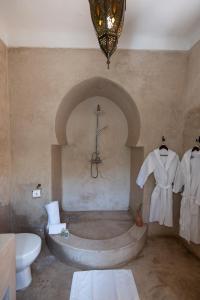 Koupelna v ubytování Riad Agathe & Spa