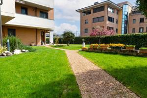 Κήπος έξω από το Il Giardino di Boccaccio