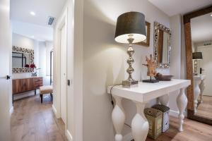 A bathroom at RAMBLA POBLENOU Luxury