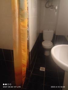 A bathroom at La Playa 2