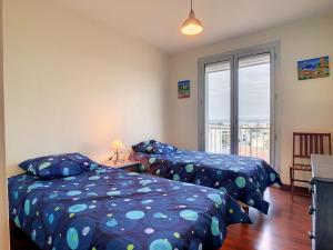 Posteľ alebo postele v izbe v ubytovaní PALAVAS LES FLOTS F3 TOUT CONFORT VUE MER - FR-1-715-29