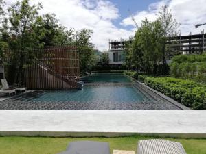 Bazén v ubytování Veranda Residence/2BRFamilySuite nebo v jeho okolí