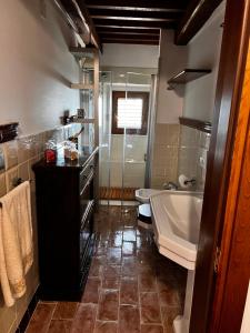 Kylpyhuone majoituspaikassa Zanna Casa Vacanza
