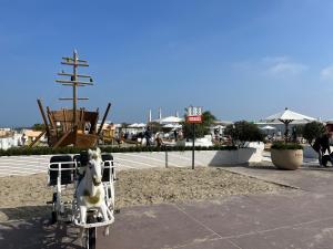 Fotografie z fotogalerie ubytování Luxueus nieuw zonnig hoekappartement SEAVIEW Heldenplein - ruime garagebox - 2 fietsen v destinaci Knokke-Heist