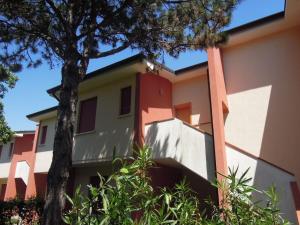 The building in which Az apartmant is located