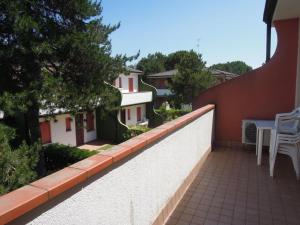 A balcony or terrace at Cozy seaside flat in the city centre - Beahost