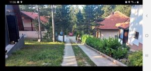 Zahrada ubytování Apartmani Jela Tara