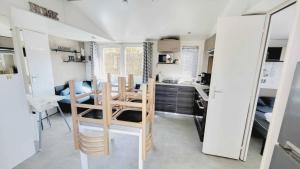 Zdjęcie z galerii obiektu Liris - Camping du Bois Dormant w mieście Saint-Jean-de-Monts