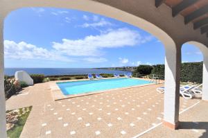 Bazén v ubytování VILLA HELIOS Villa en Cala Pi con vistas despejadas nebo v jeho okolí