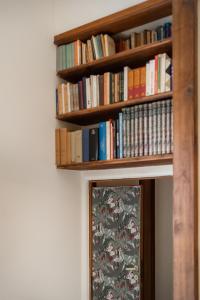 Biblioteket i leiligheten