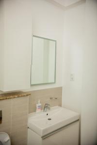 Kúpeľňa v ubytovaní Pura Vida Stays - Nova Apartments