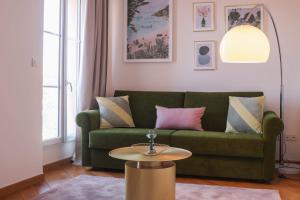 Posedenie v ubytovaní IMMOGROOM - Beautiful and Cosy - Air conditioner - 5 min from beaches