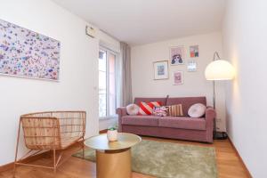 Posedenie v ubytovaní IMMOGROOM - Beautiful and cosy- Suquet- near the beaches - AC