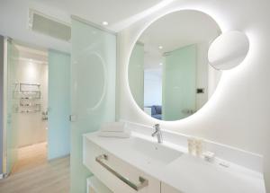 Koupelna v ubytování RMH Lopud Lafodia Resort & Wellness